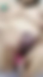 h*******y : 玩具一直在穴...來回抽插🔞🈲
濕的一直噗哧噗哧💦的聲音🔊嗯~啊~好爽