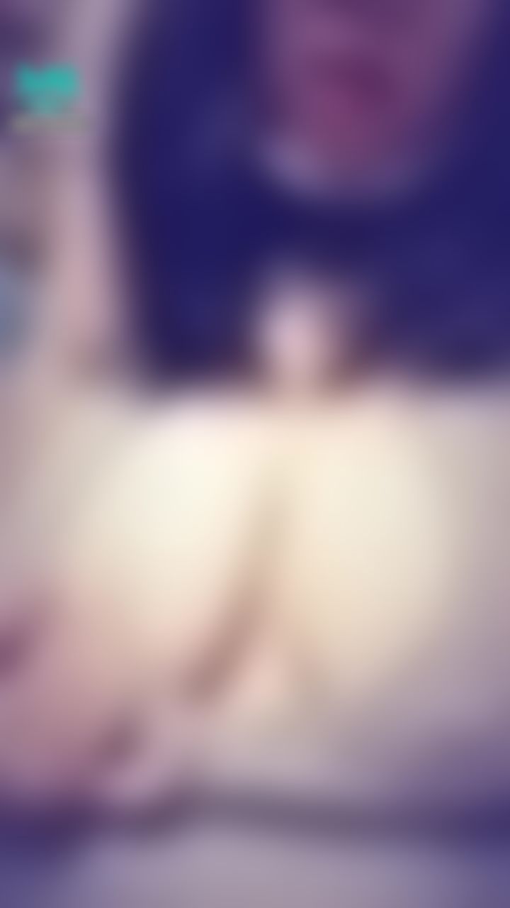 h*******y : 輕輕一摸...奶頭就露出來惹🔥🙈