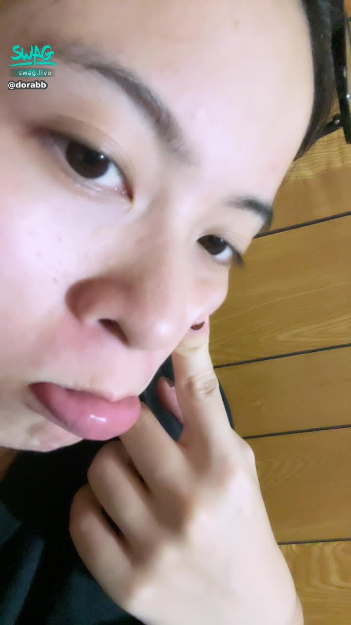 d****b : 你的視角😍