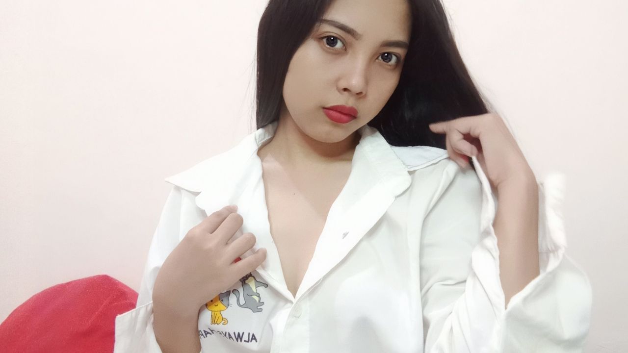 cimut : after taking aku bath wearing white clothes and feeling the stimulation and then masturbate💦💦💦💦💦