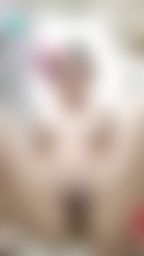 jenzhen : 💦 M字腿全裸尿尿,脚开开🔥🔥🔥