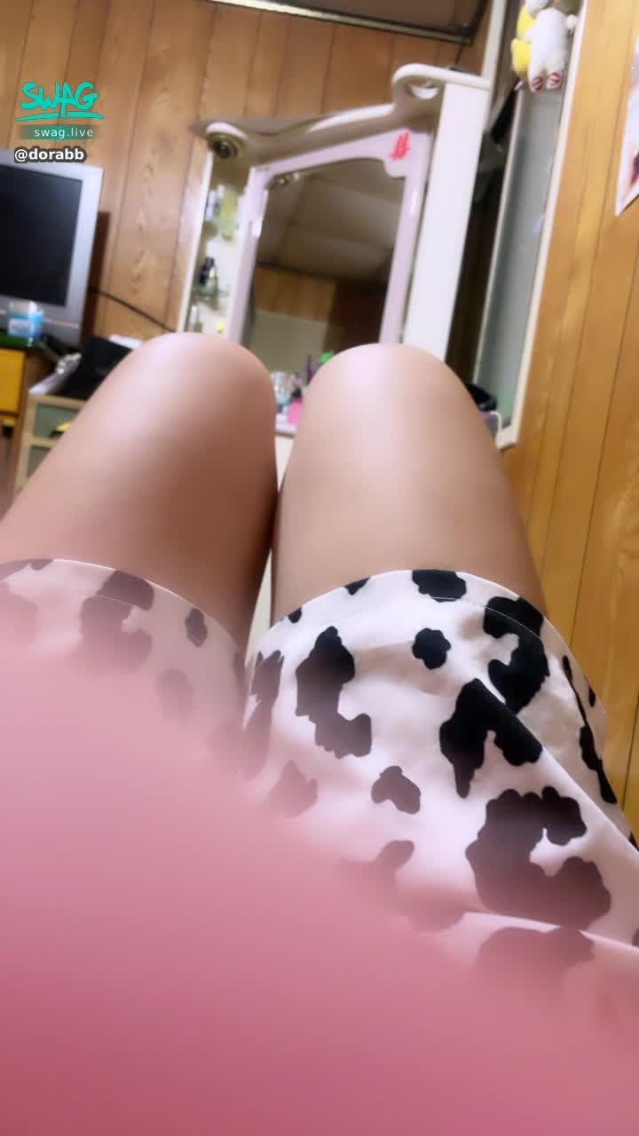 d****b : 累累的乳牛