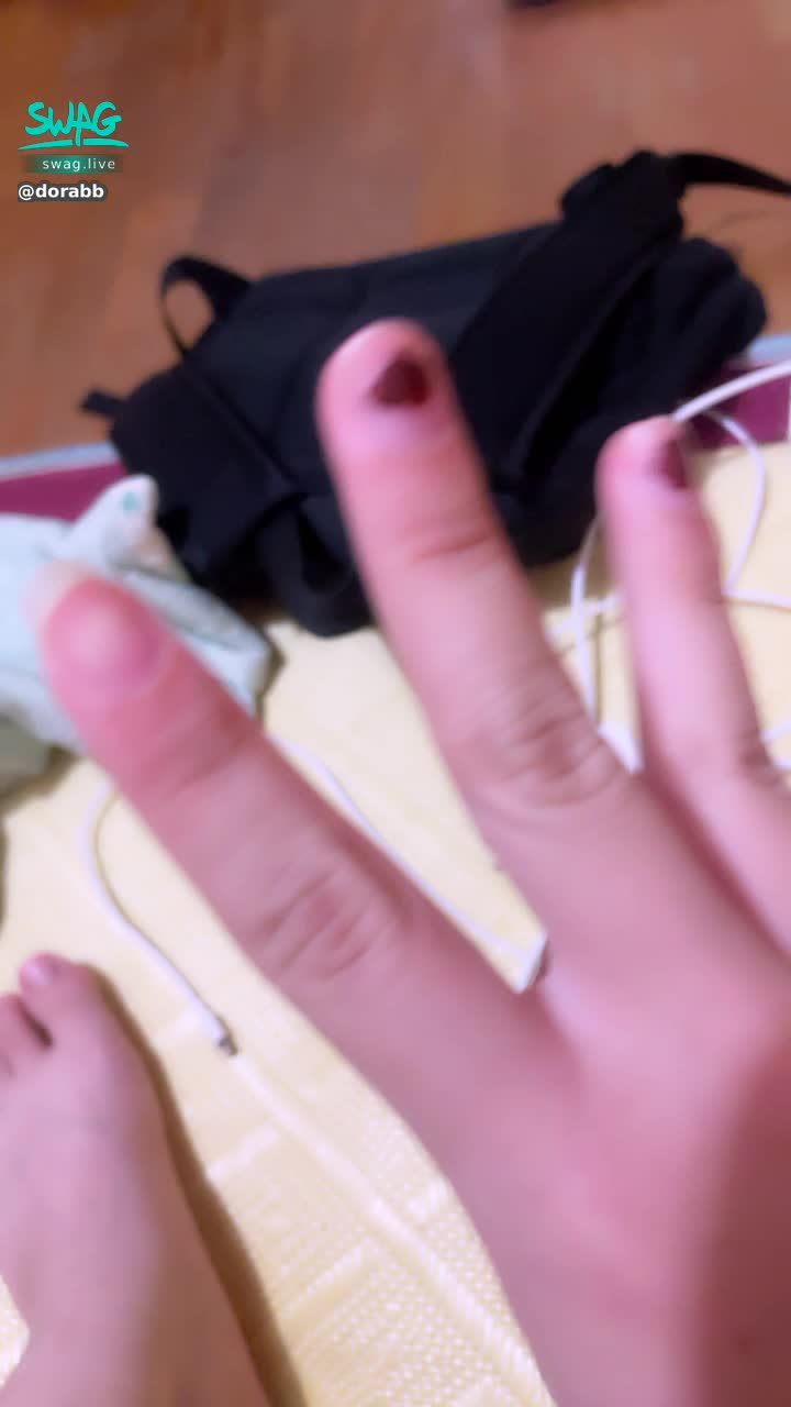 d****b : 斷光光⋯好無奈
