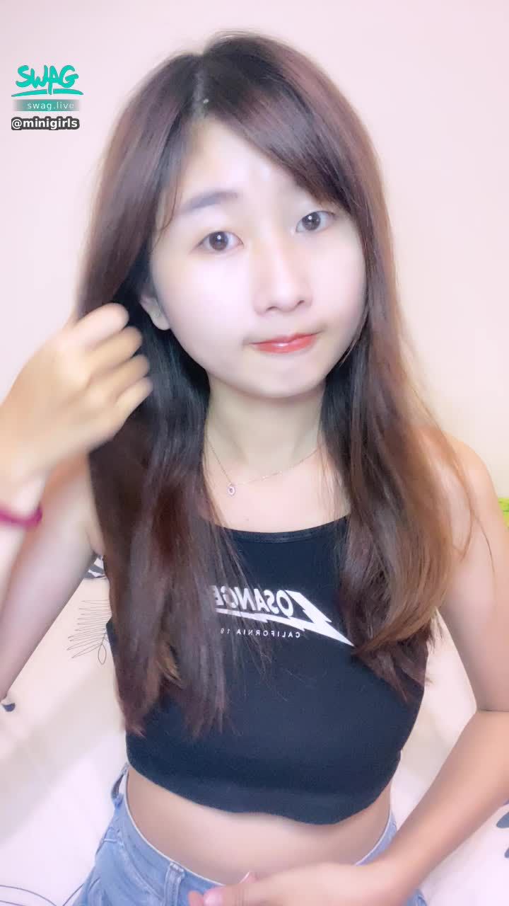  : Today, I found that many people are celebrating Valentine's Day. 🥺