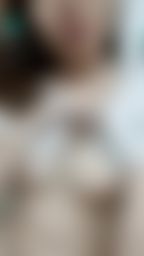 jenzhen : 💦 妹妹太急尿😝 忍不住要尿出来🥵 滴滴答答的尿🌚🌝🔞 幸好看不到红红💋 多几天可以大尺度啦💦🤭