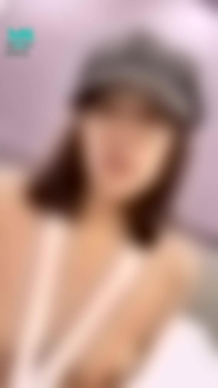  : 🔥邊揉弄e奶妹妹超騷上位騎🔥妹妹濕透 一邊揉奶晃奶 騎乘位💦