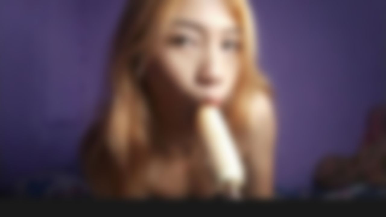 qinqinxia : blowjob ice cream to masturbate 💦