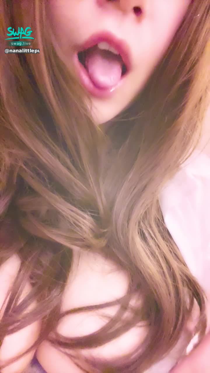 nanalittlepupy : 人家不舒服你都沒有想我嗎！
小壞蛋！