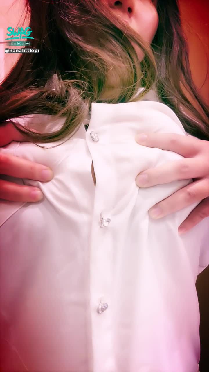 nanalittlepupy : 這樣扣子會爆開的❤️
