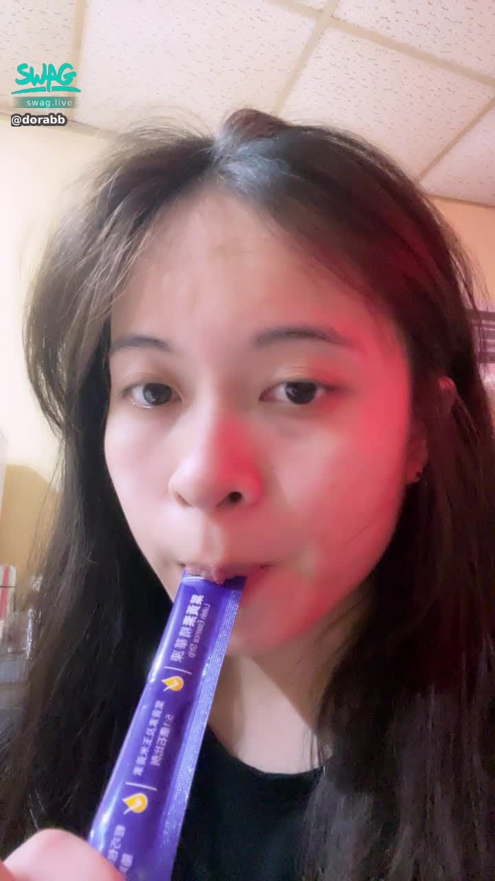 d****b : 超愛吸😍