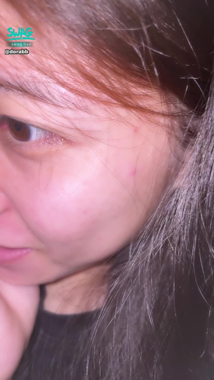 d****b : 什麼視角🤣