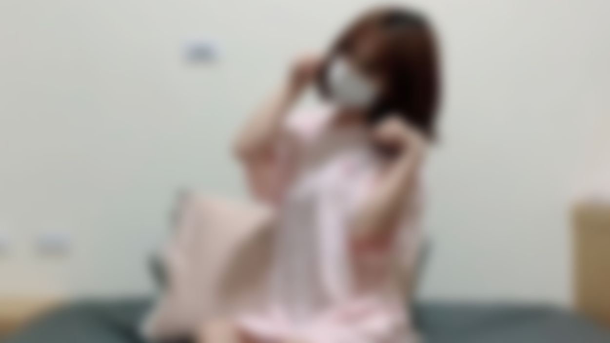 sexyemily : 睡衣趴初體驗💕