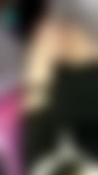 janicee : 扣環短裙mini skirt⭐
下午好