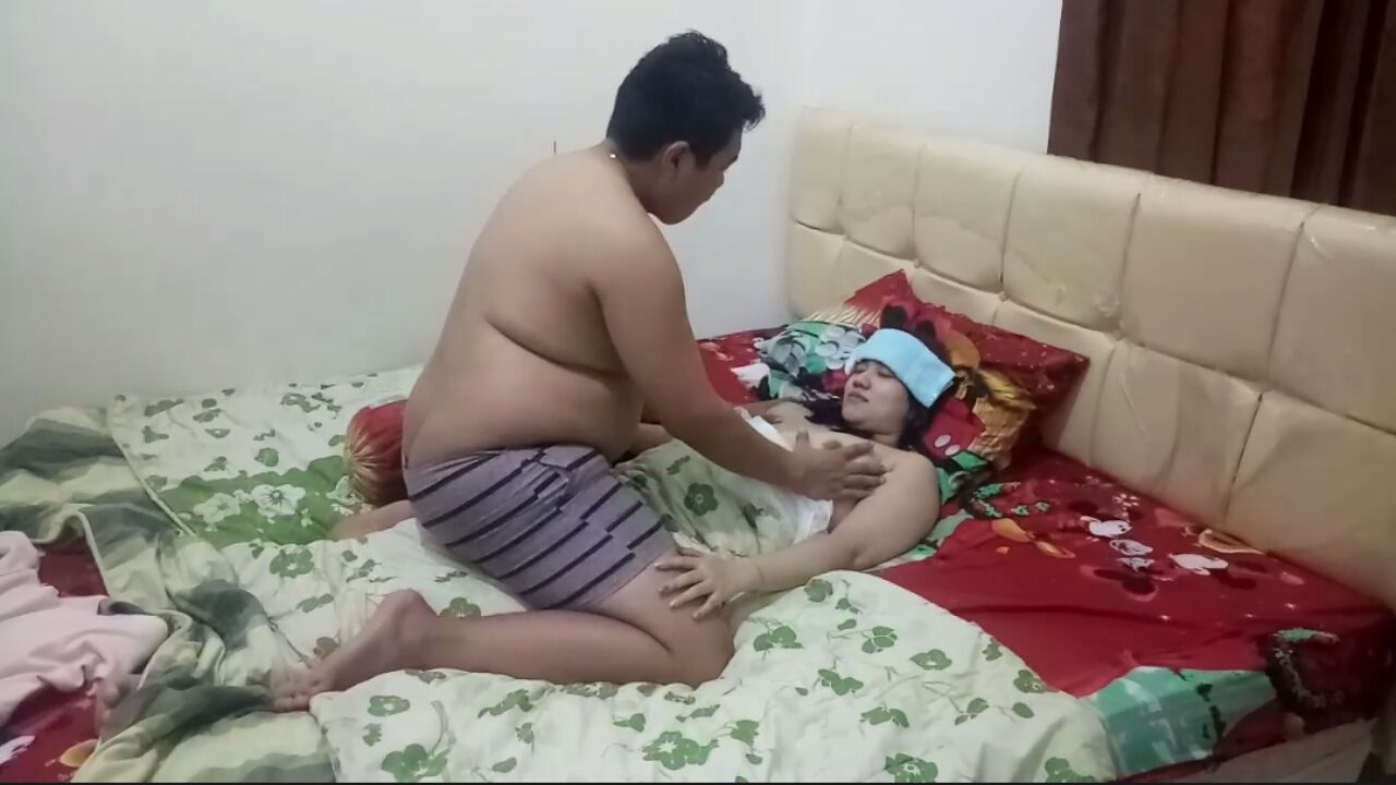 pandaputih : Get hard fuck when get sick