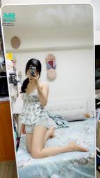 janicee : 美臀線條♥️
smile and wag