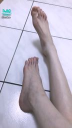 lynnbae : 有心者有所累 🤷🏻♂️無心者無所謂🤷🏻♀️ 左腳跟翻船瘀青好多了🦶🏻