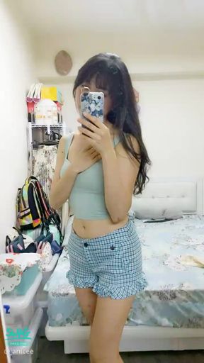 janicee : 深夜來直播聊聊midnight stream