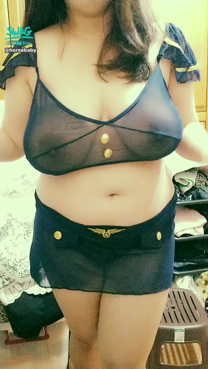 h*******y : 逼逼🚔想念小女警了嘛😈穿這樣若隱若現的是不是讓你流口水了🤤