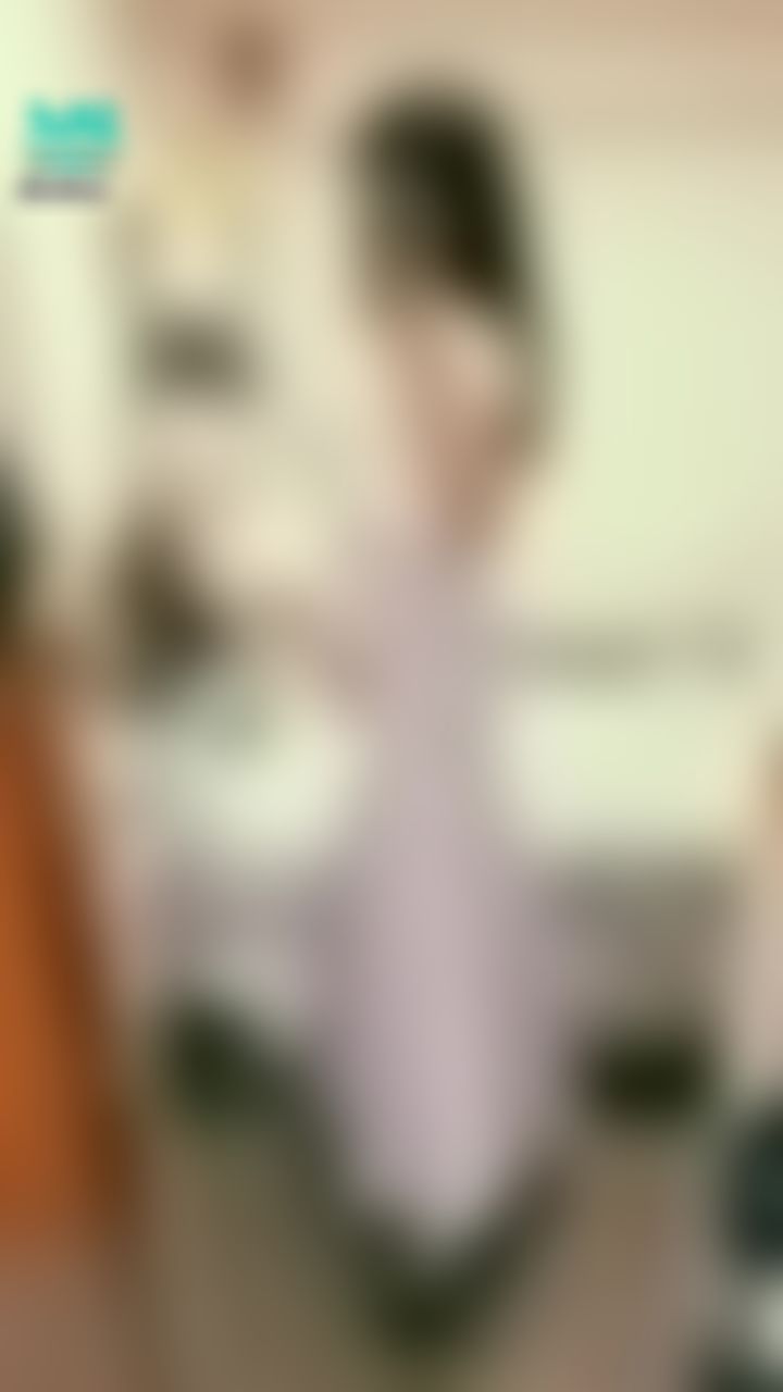 janicee : 短上衣配魚尾長裙，優雅外出服
elegance
#absofuckinlutely