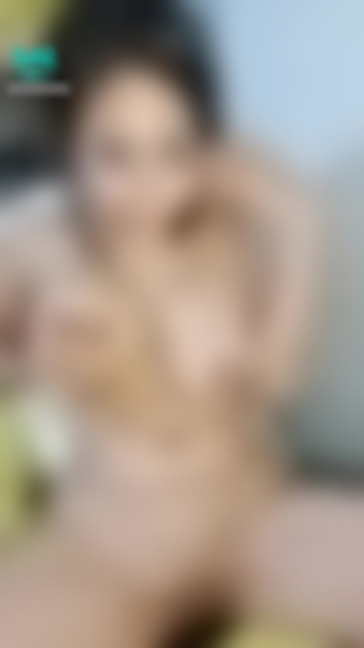 dirtymommy : and spit on my pussy 💧