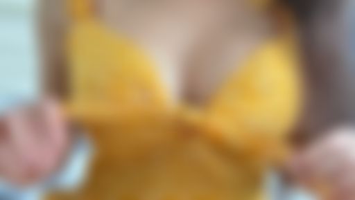  : yellow dress 🐣