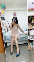 janicee : 換腳時短裙的裙底…😎
睡衣下透出的藍色內衣💋
為什麼最近蝦皮一直有人私訊要買原味衣呢?