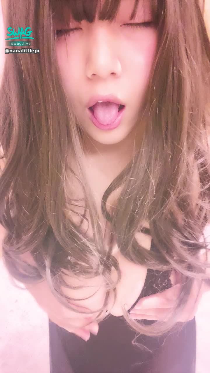 nanalittlepupy : 淫乳小母狗💕不斷發情的跟主人撒嬌
