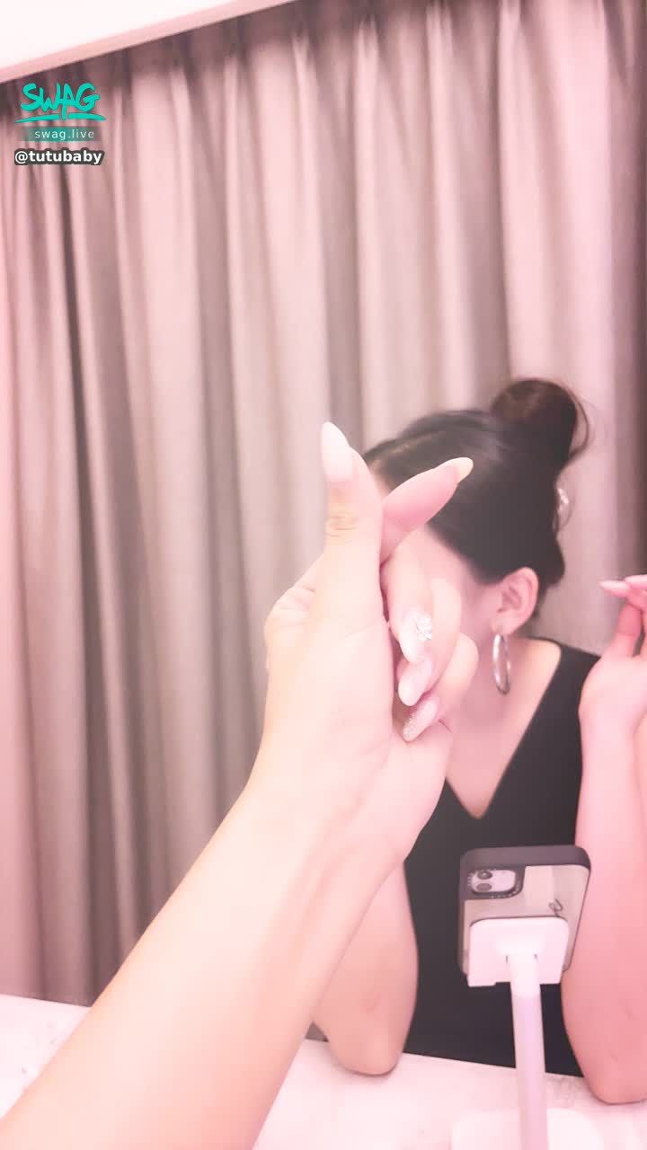 t******y : 今天10點有國民女王170跟國民女友兔兔🐰❤️不見不散喔