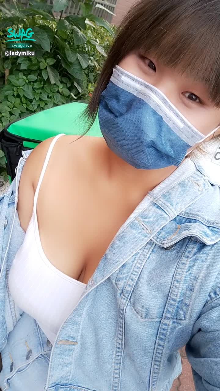 ladymiku : 你的外送員已上線✔️