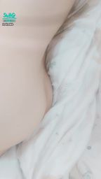 ginabb : 野生毛好色😚~屁股好翹喔~🥰🥰🥰