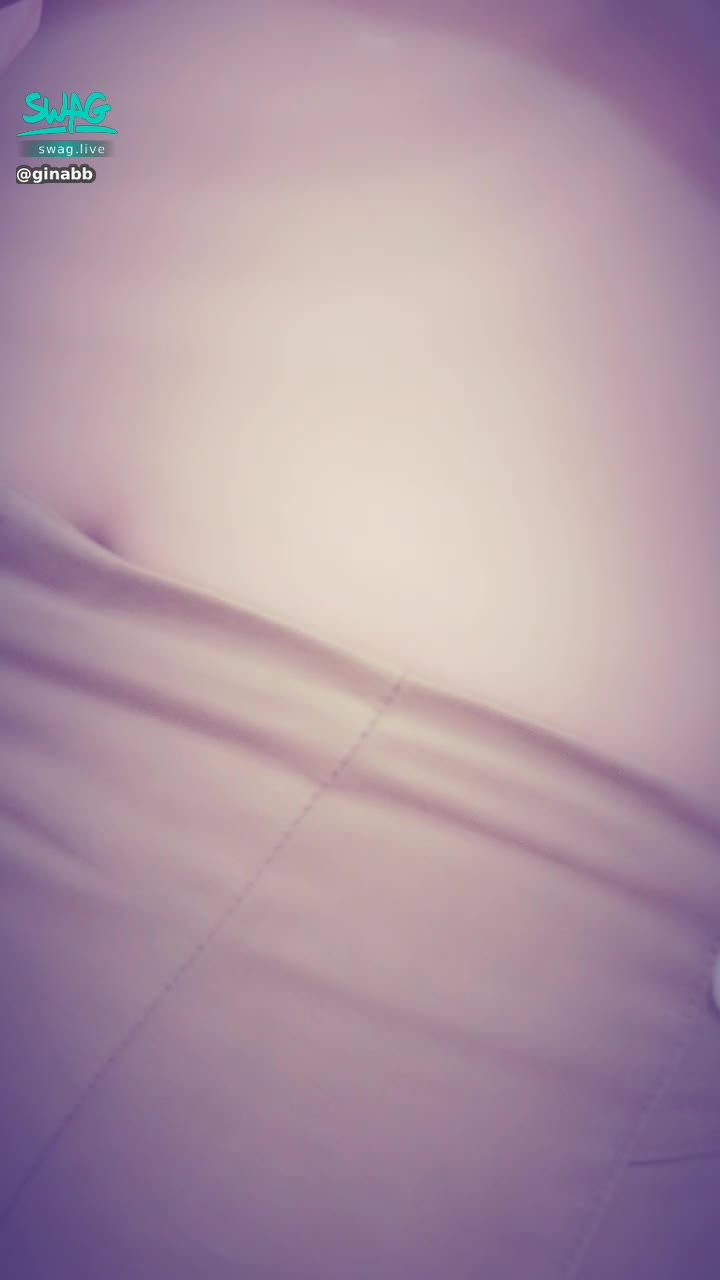 ginabb : 好有份量的南半球~🤗🤗🤗，天氣冷冷的想要抱著我的南半球睡覺嗎？（但不准你玩頭頭喔！）😝😝😝