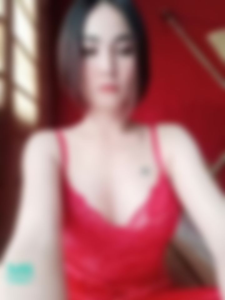 ellieellie : red drees