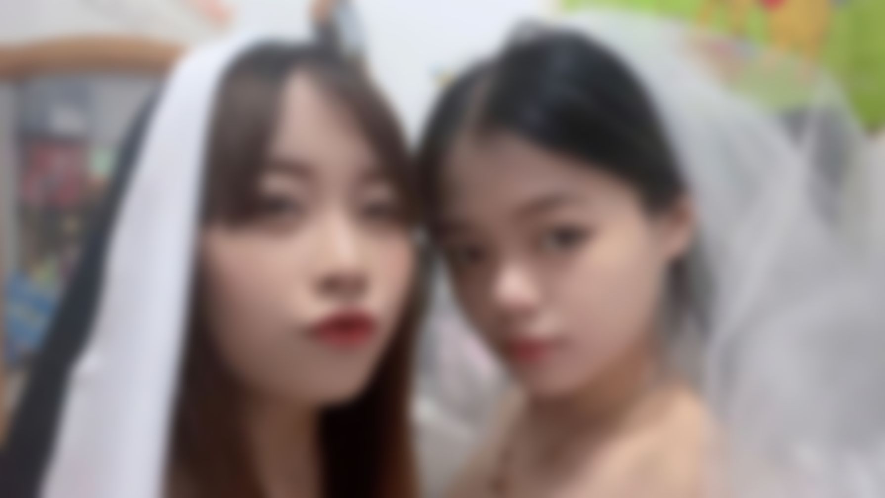 winniez : 🎃 萬射節來臨 🎃 女女大尺玩弄彼此身體（上）