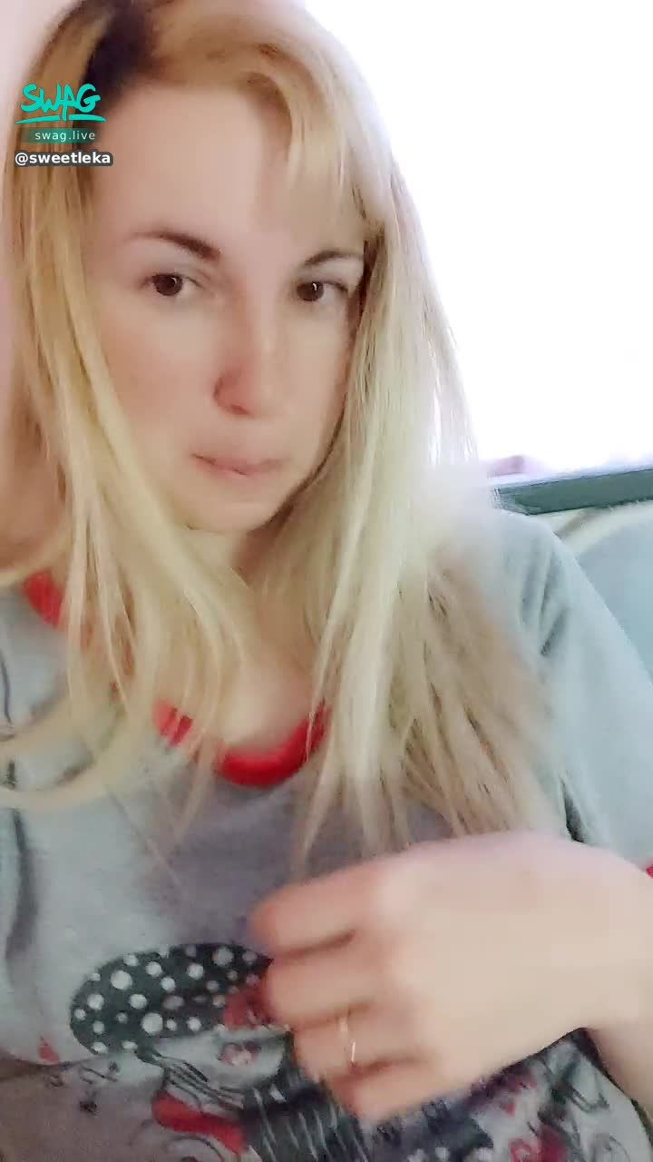 sweetleka : I wake up and so sexy again 🤩👍💋😘🍓😉