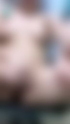 l******i : 手指摸摸好爽好癢🥺🥺求求你趕快來幹我😳把我的腳打開直接插進來~