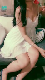 janicee : 誰能當你刺在胸口的玫瑰?💋不曾離開過💫
帶刺的美麗又性感💫
thorny yet seductive🌹