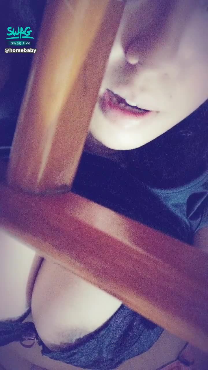 h*******y : 幾天不見~有人想我嗎？🤔