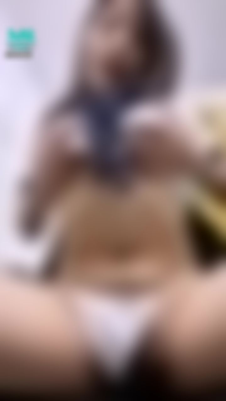 l******i : 小穴好刺激💦學妹露臉揉奶摸穴給你看😈還不快來～接受我的愛❤️