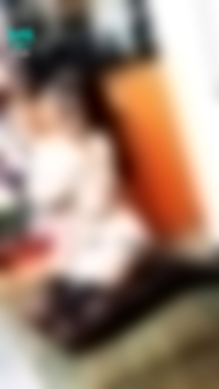 : 靜照💫
露肩、絕對領域與黑蕾絲👠
silk thigh domain💓