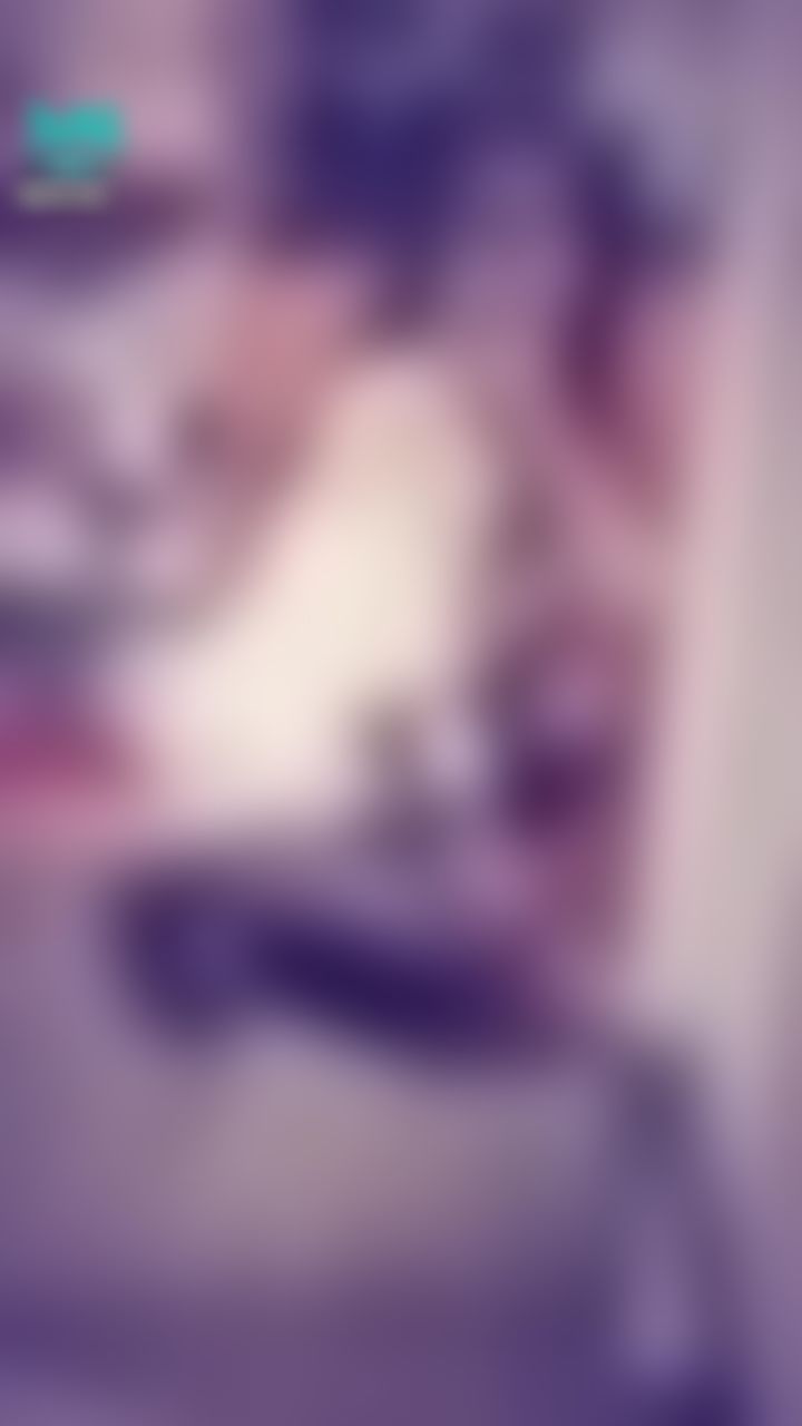  : 跪姿與坐下💫長腿姿態💚
露肩、絕對領域與黑蕾絲👠
silk thigh domain💓