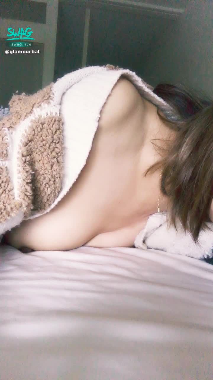  : I lost my clothes after being drunk yesterday 🤨🤨

Peach this week is 💎 The goddess asks me privately~Password: Stored value 🉑 enjoy the highest 🉐 10% off ❗️
Baby, just pass the passphrase to the official editor and find the editor to buy diamonds 💎 At once 🉑️ Enjoy stored value discounts ‼ ️