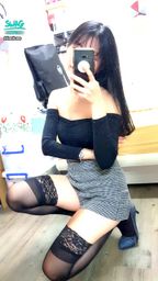 janicee : 大面積的鎖骨與肩膀,靜照🌹
daily sexy⭐