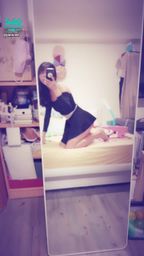 janicee : 炮機啟動💗
低速抽插蜜穴中💋
太緊了,低速進出時總是充滿阻力😈
今天用的是上彎的陽具🍌
with my pink machine♥️
