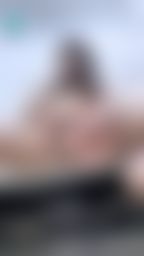 l******i : 全新慰慰玩具登場💦摩擦小穴整支塞入一直進進出出😳淫叫聲不斷😈