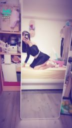 janicee : 炮機3~4段速🍌🍌
猛烈抽插蜜穴中💋小穴夾太緊了,進出時充滿阻力,可以看到機身都在晃動,小穴把陽具含到最底時機器會直接停住😈
今天服務我的是上彎的陽具🍌
with my pink machine🎀