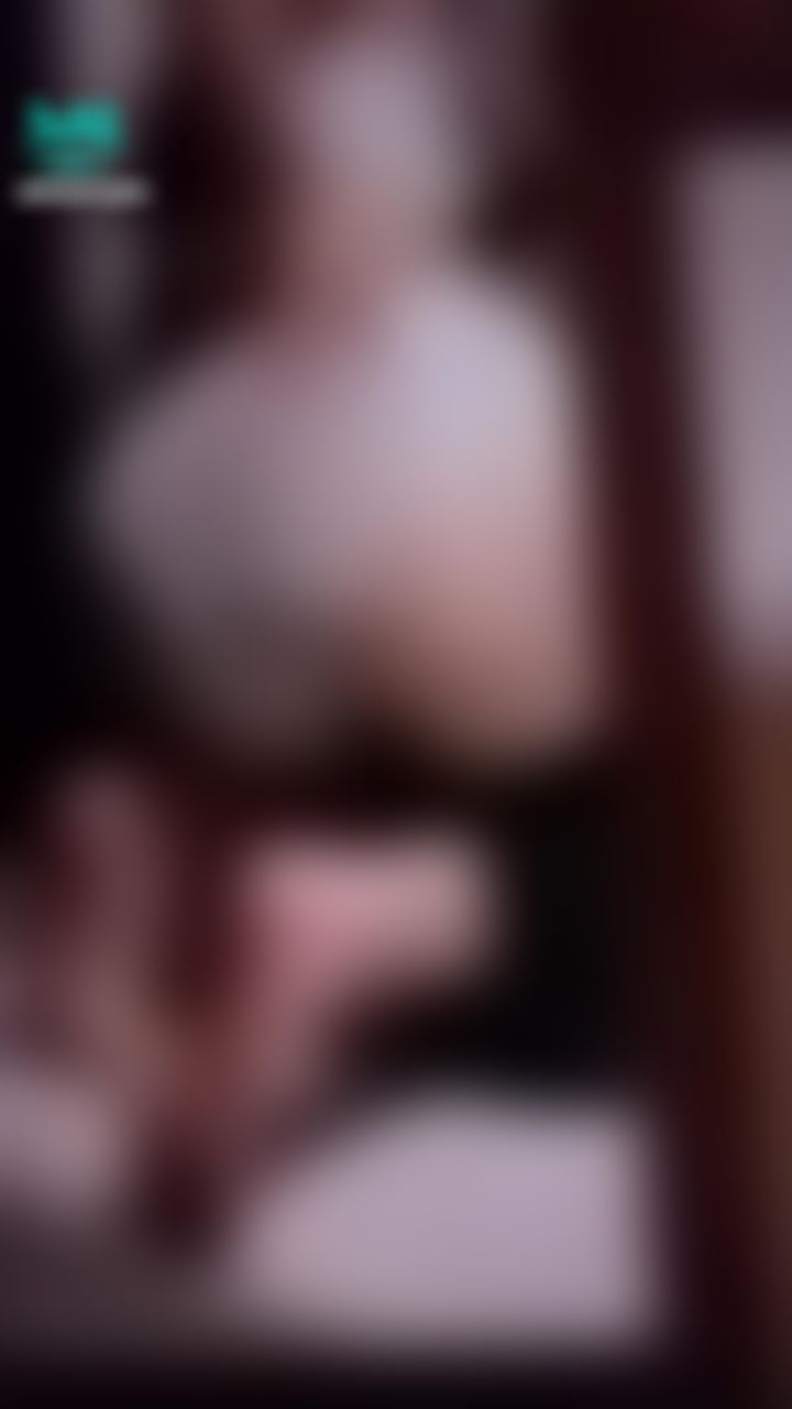 littletingting : 北鼻喜歡人家的美巨尻嗎🙈猜猜看人家會不會脱小褲褲🔞要看到最後唷💦