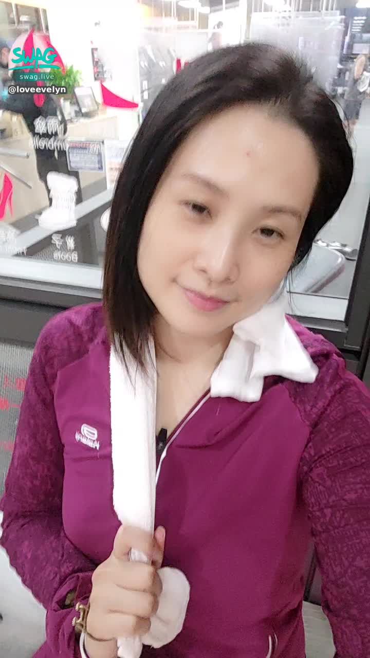 loveevelyn : 好累累哦
運動+飲食 不能偷懶
有閨密在遠方一起互相鼓勵
真的比較能持續耶