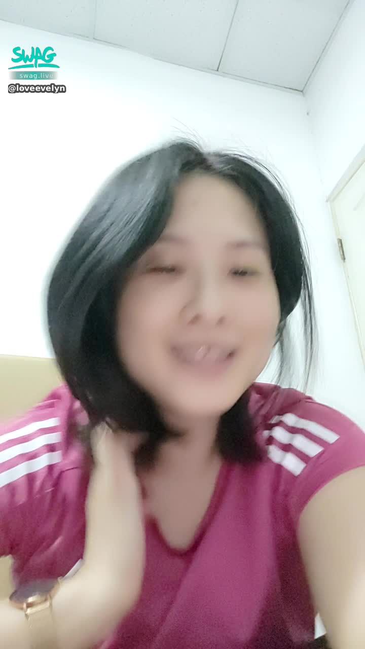 loveevelyn : 今天回家吃湯圓
我媽說我瘦了
有嗎？有嗎？