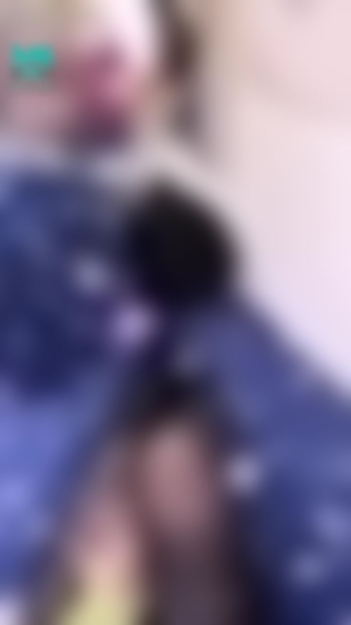 jiehymns : 這樣的絲襪你們還行嗎？
有沒有想撕開的衝動呢😘😘😘