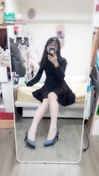 janicee : 下班的OL💙
黑色洋裝與膚色絲襪💖
性感高跟鞋美腿💛
out of office👠